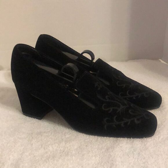 St. Michael from Marks & Spencer Heels - Picture 1 of 12